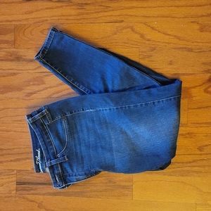 Universal thread mid rise jegging jeans size 8 SHORT